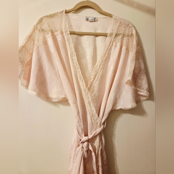 Lily Of France Pink Robe Size Medium FINAL NO OFFERS - Picture 3 of 7